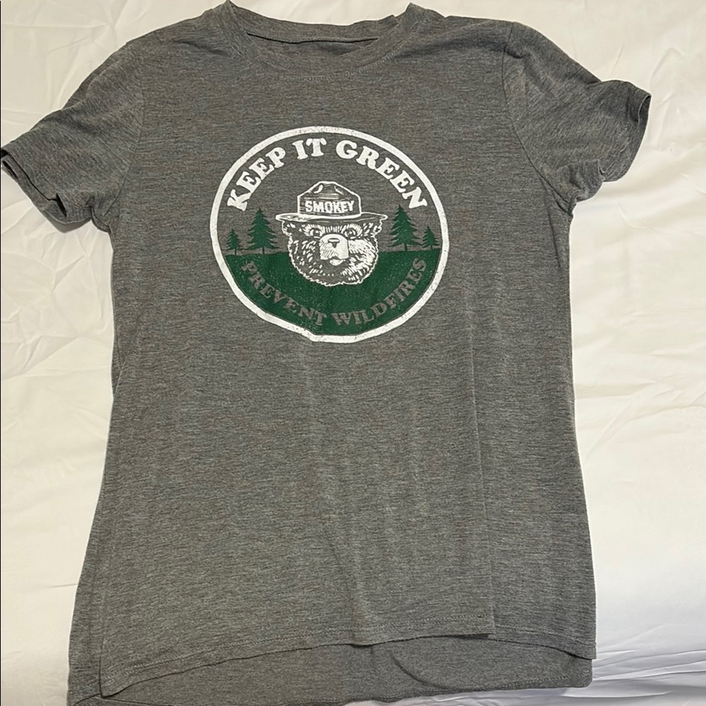 Gray Smokey Bear Graphic T-Shirt